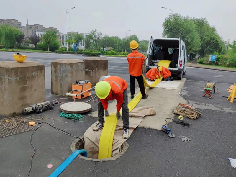 康定里光固化管道修复